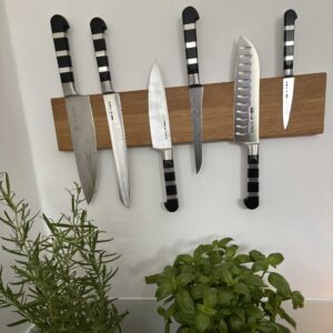 Messerleiste aus Eichenholz - Konfigurator