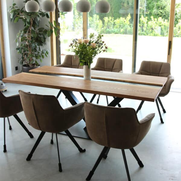 Holz-Liebling River-Table Dining Table Made of Solid Oak