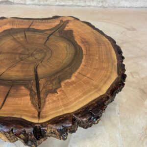 Furniture for wood darling - tree slice walnut with bark 75 x 70 x 6 cm picture 2