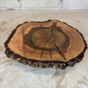 Möbel Für Holz Liebling - Fetta di albero di noce con corteccia 75 X 70 X 6Cm Immagine 3