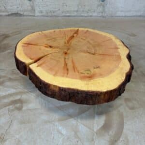 Meubels voor hout schat - boomschijf den met schors 65 x 60 x 8 cm afbeelding 3