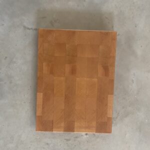 End grain beech 38 x 28.5 x 4 cm